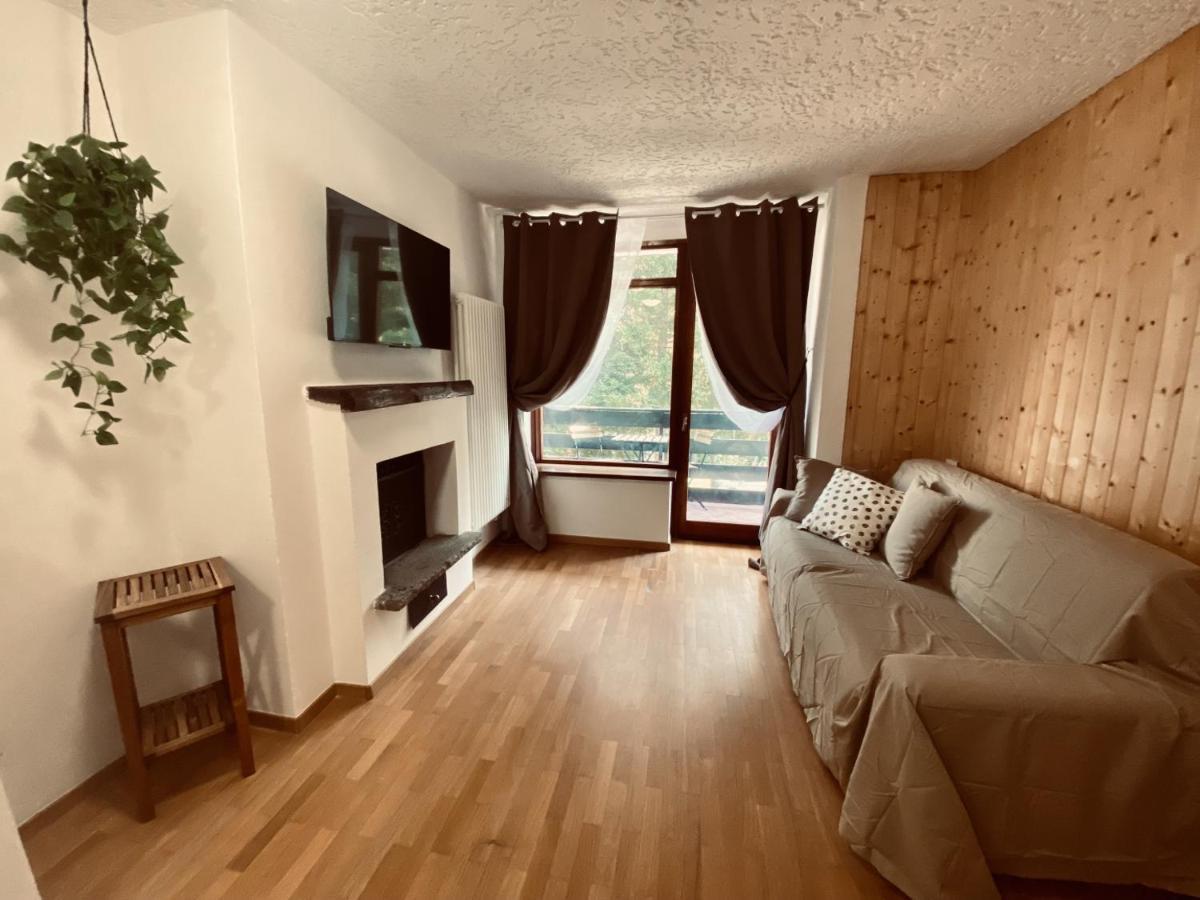 Apartamento La Finestra Sul Brenta Con Posto Auto Privato Al Centro Di Mad Di Campiglio Cipat O22233-At-O13262 Folgarida Exterior foto